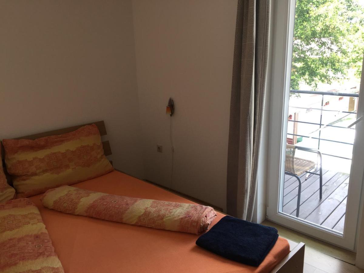 Hableany Etterem, Pizzeria Es Vendeghaz Balatonmariafurdo Exterior foto